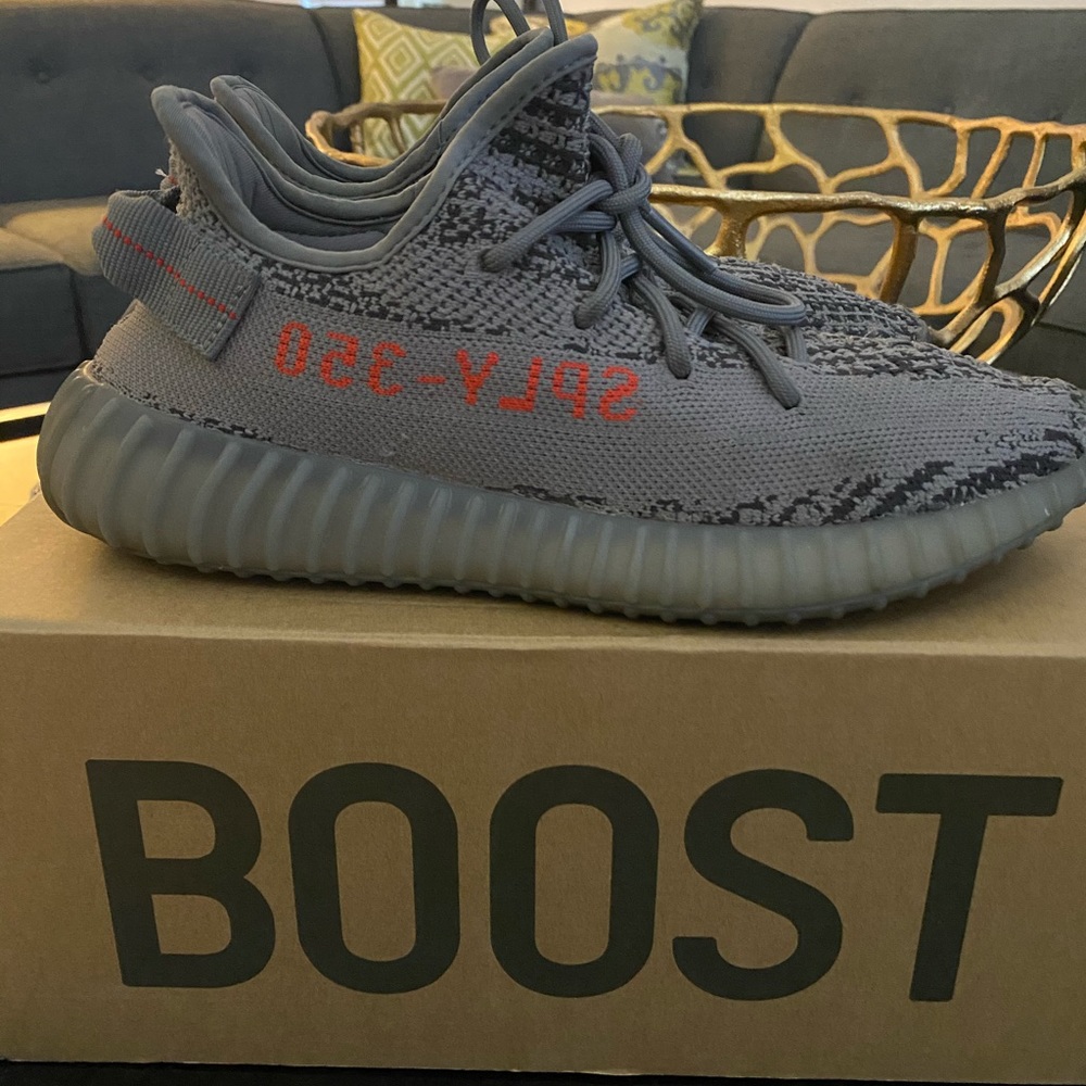 Yeezy Boost 350 V2